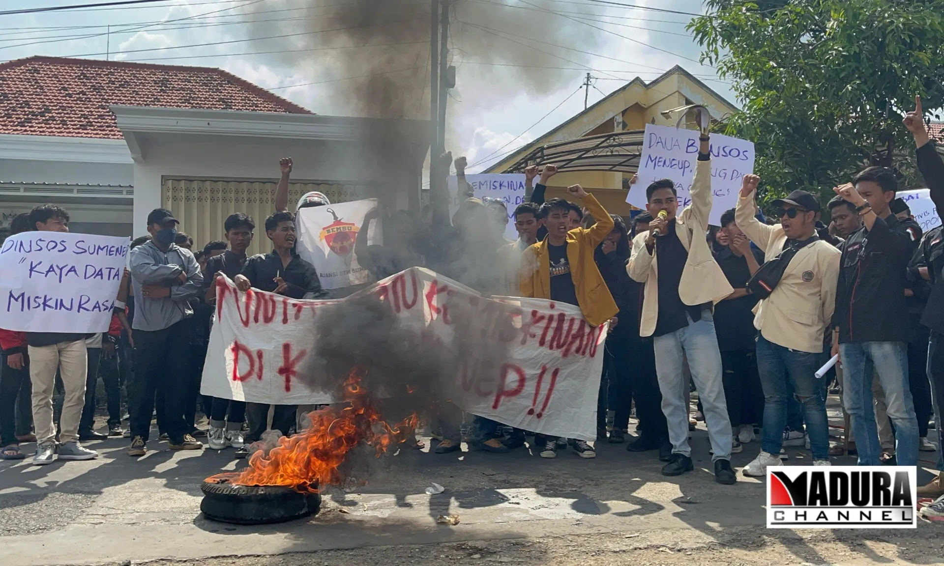 Mahasiswa Sumenep Soroti Ketidakakuratan Data Kemiskinan: Potensi Manipulasi dan Dampak Sosial (Ilustrasi)