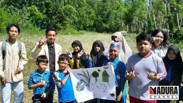 Mahasiswa PGSD STKIP PGRI Sumenep Tanamkan Cinta Lingkungan Lewat Program “Nature Hunter” (Ilustrasi)