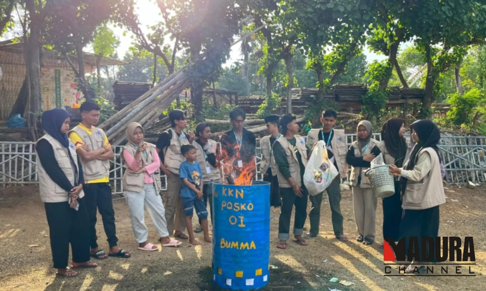 Tungku Pembakaran Sampah Minim Asap, Inovasi KKN UPI Posko 1 Atasi Masalah Lingkungan di Pesisir (Ilustrasi)