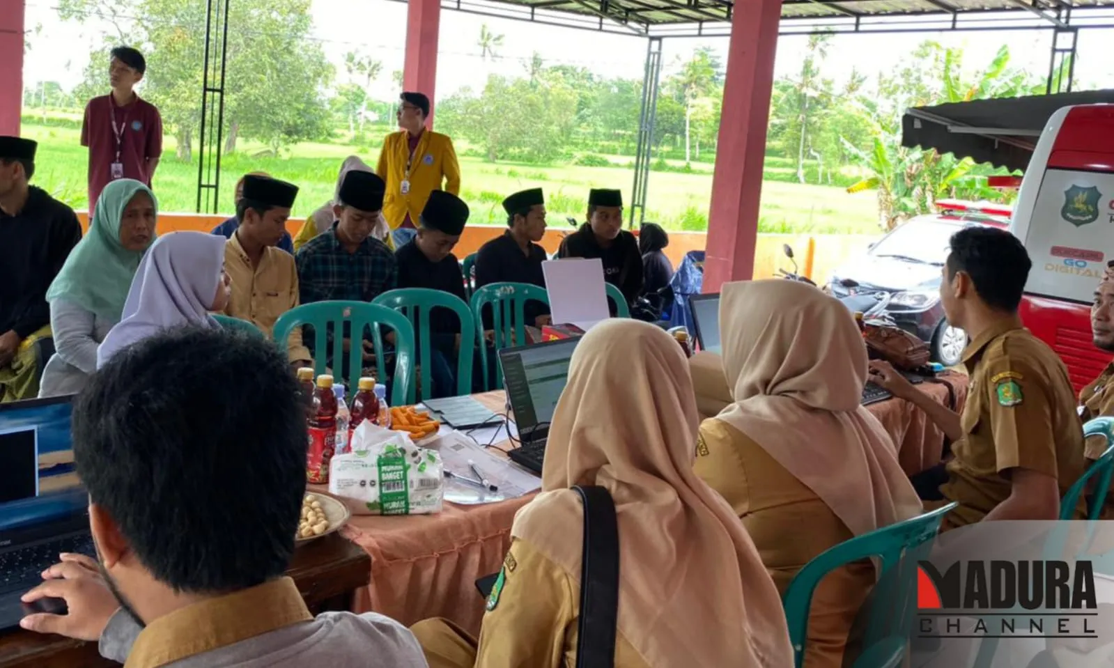 Permudah Warga, KKN UNIJA Sogian Gandeng Disdukcapil Gelar Layanan Administrasi "Jemput Bola" (Ilustrasi)