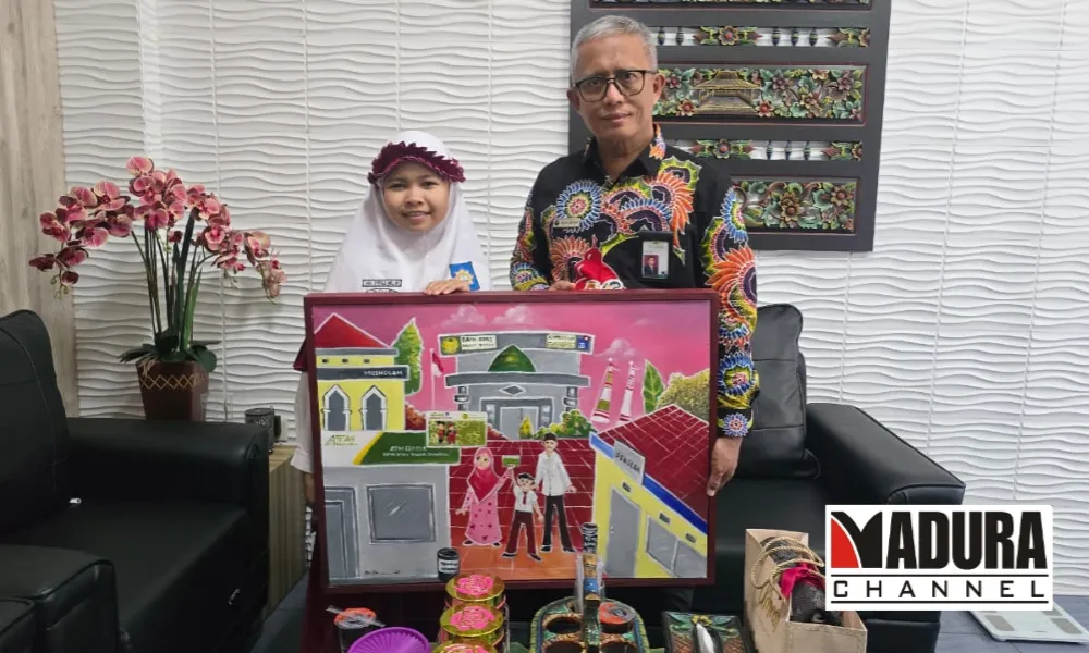 Syifa, Seniman Cilik Asal Sumenep, Tuntaskan Tantangan Lukis Gedung BPRS Sumekar (Ilustrasi)