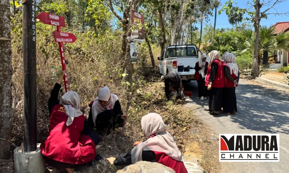 Mahasiswa KKN UA Posko 01 dan Karang Taruna Karduluk Pasang Plang Nama Dusun untuk Perkuat Identitas Wilayah (Ilustrasi)